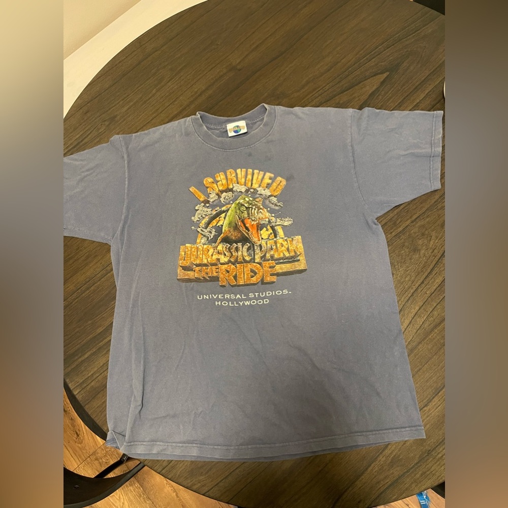 Vintage Jurassic park ride tee size XL